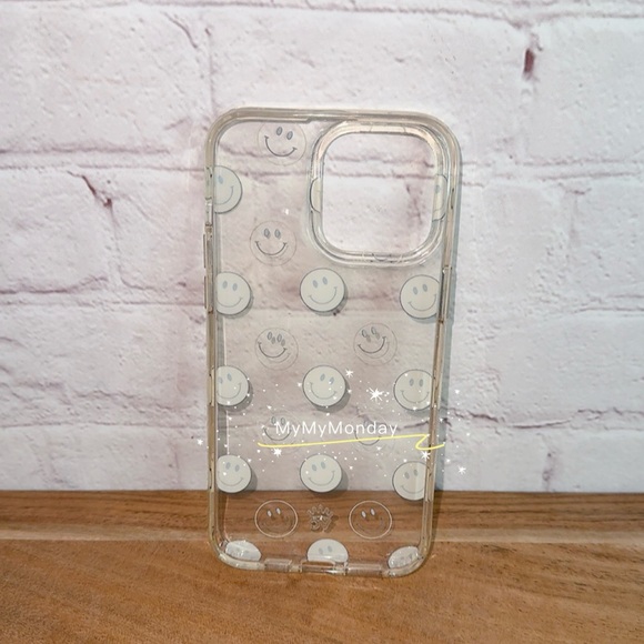 Velvet Caviar Smiley Face Phone Case IPhone 14 Pro Max - Picture 3 of 3